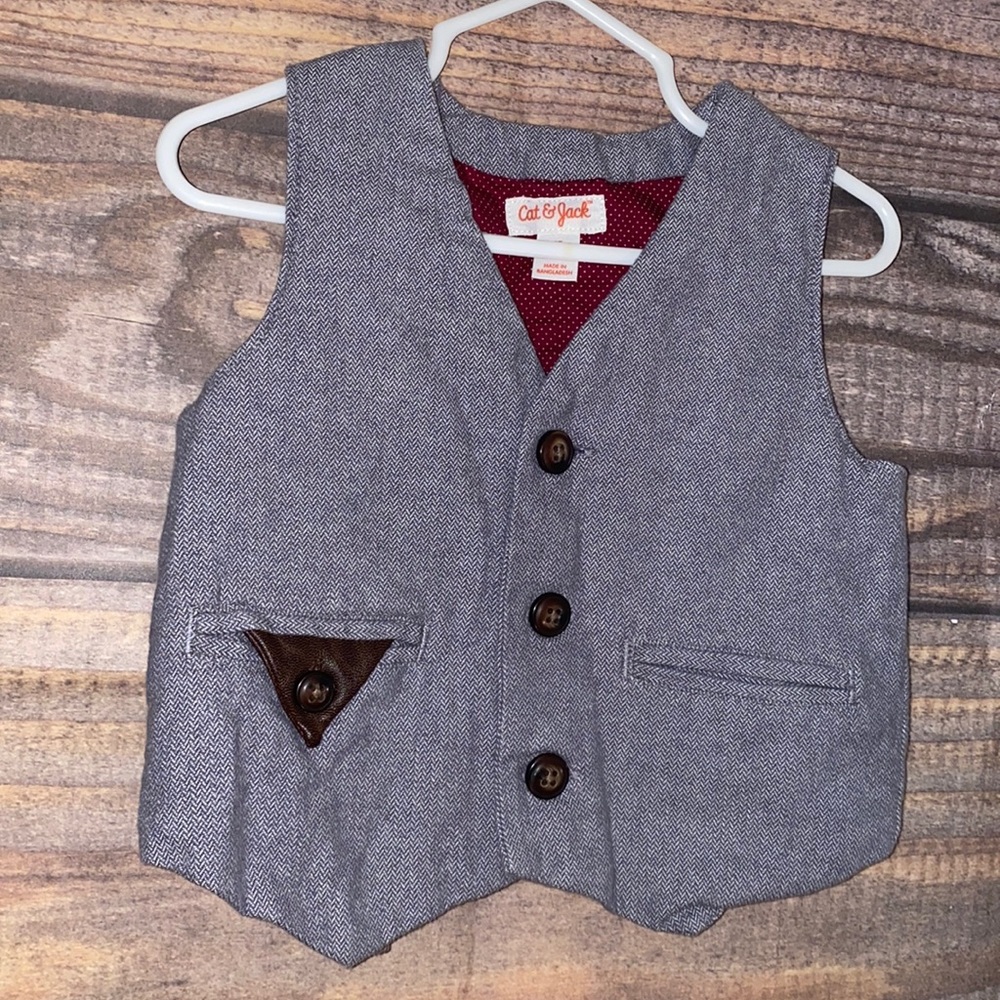 Cat & Jack Button up vest